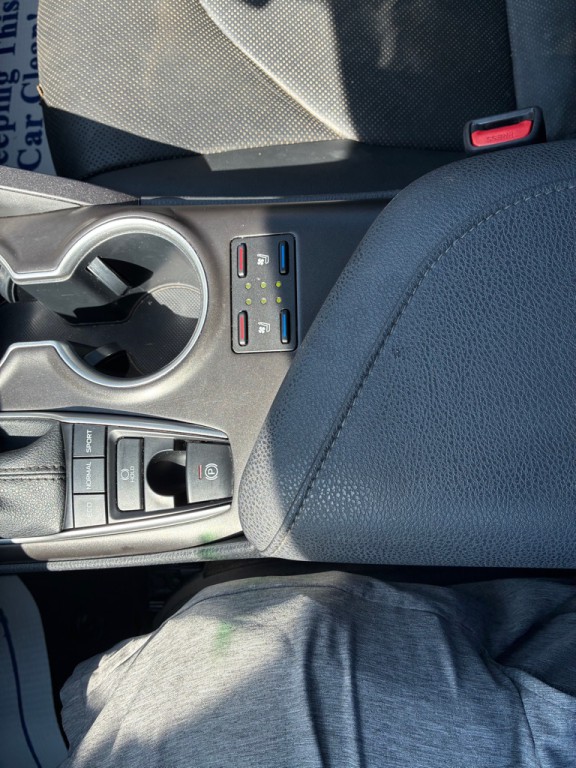 2023 Toyota Camry Image 30