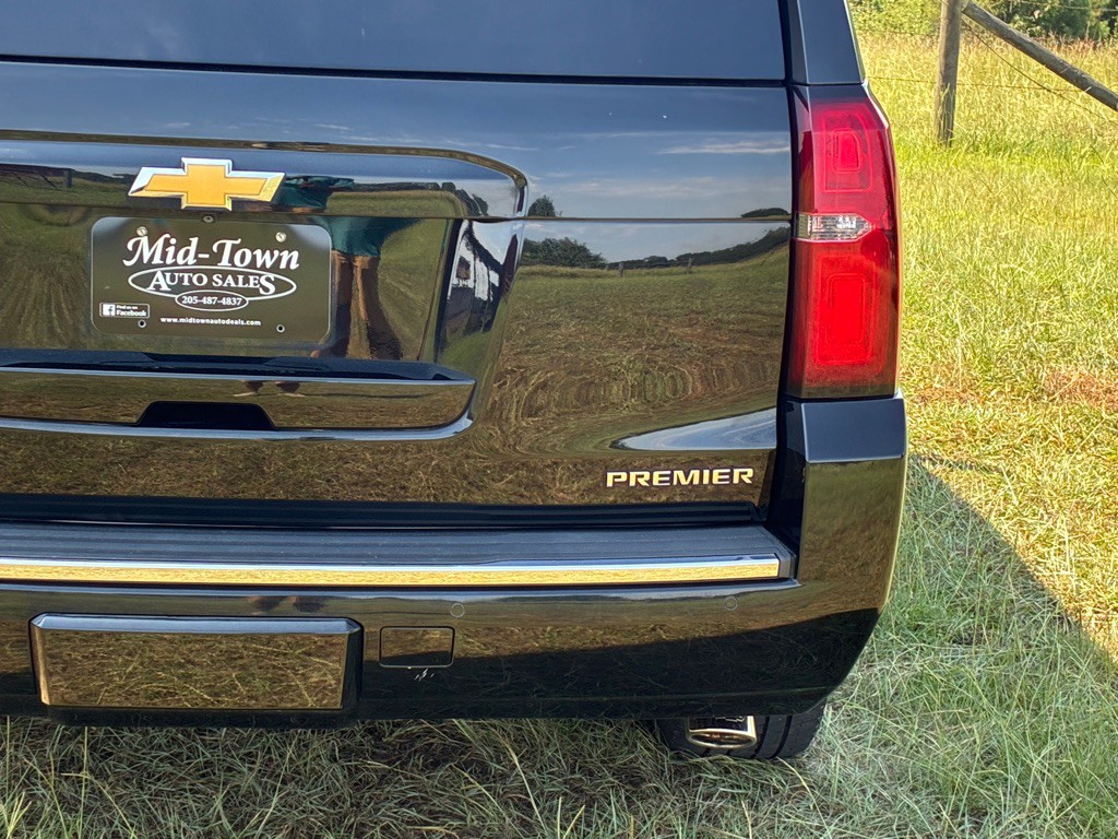 2019 Chevrolet Suburban Image 10