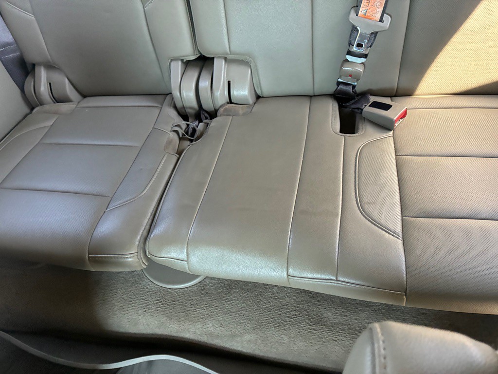 2019 Chevrolet Suburban Image 19