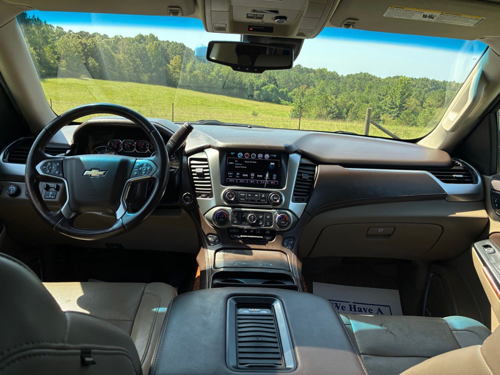 2019 Chevrolet Suburban Image 22
