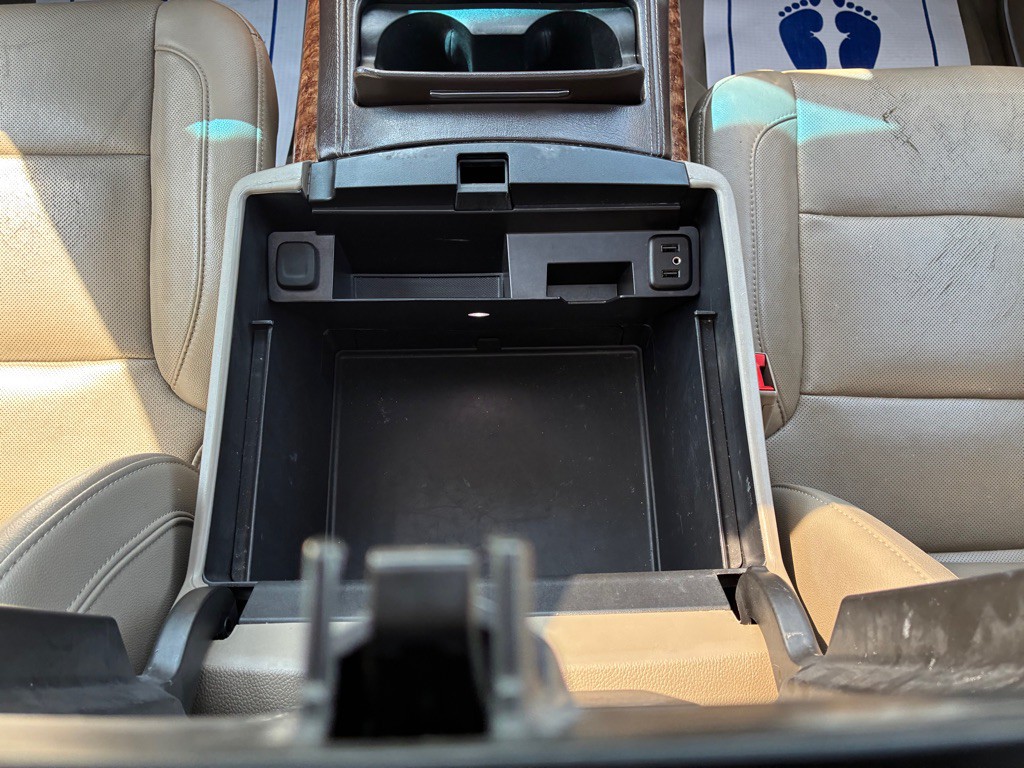 2019 Chevrolet Suburban Image 26
