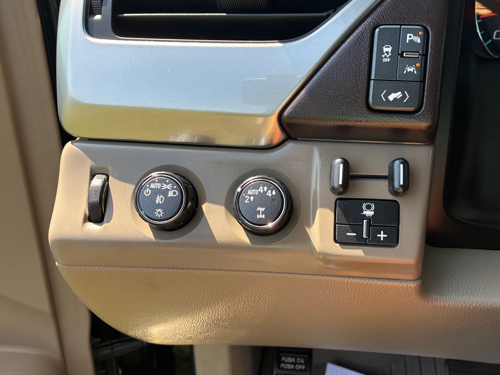 2019 Chevrolet Suburban Image 33