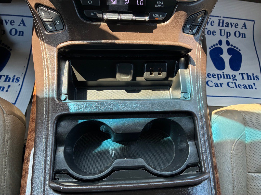 2019 Chevrolet Suburban Image 36