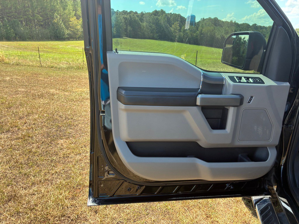 2016 Ford F-150 Image 12