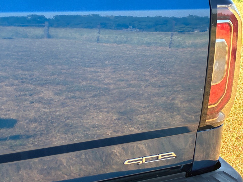 2017 GMC Sierra Image 11