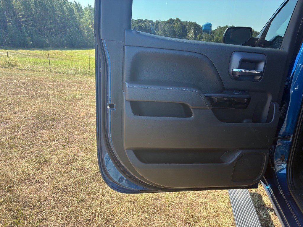 2017 GMC Sierra Image 19
