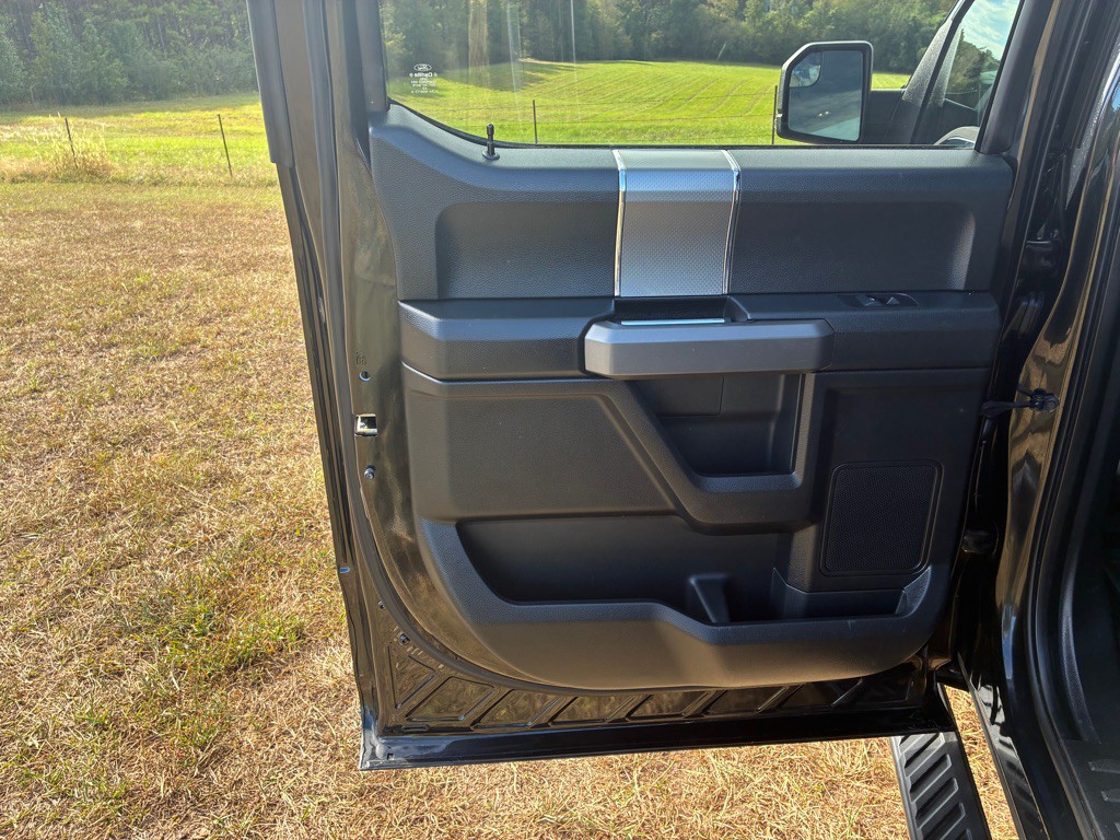 2015 Ford F-150 Image 11