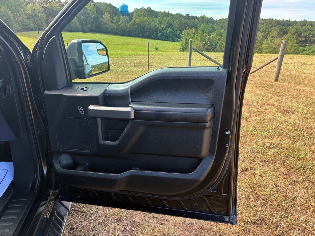 2015 Ford F-150 Image 12
