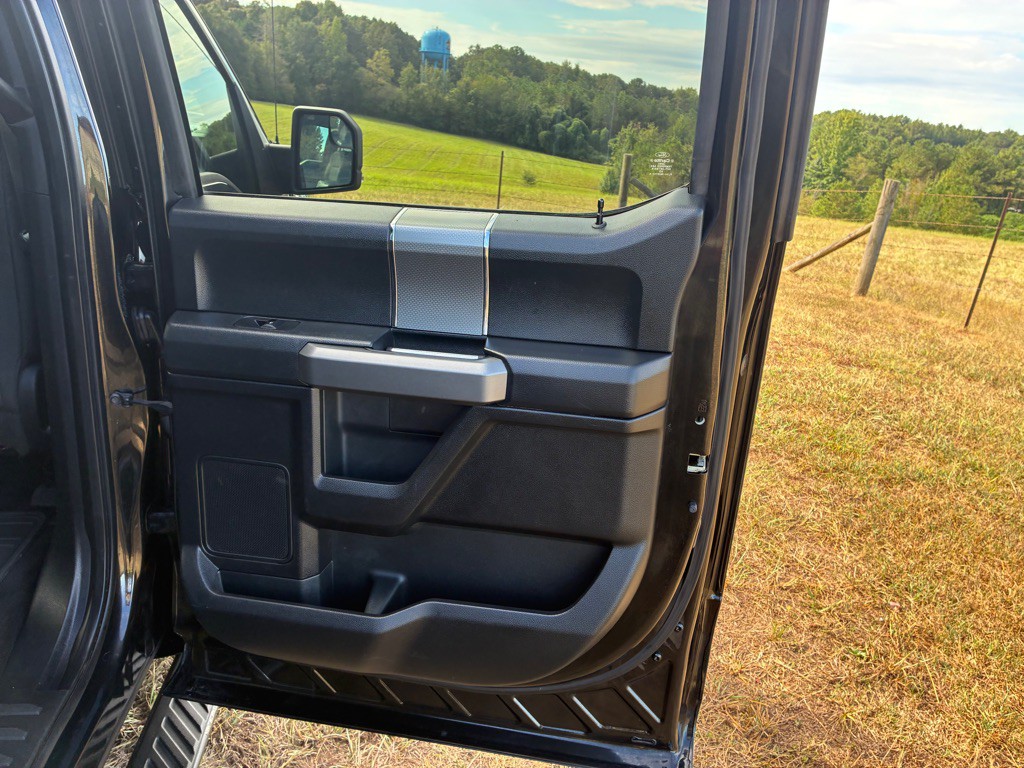 2015 Ford F-150 Image 13