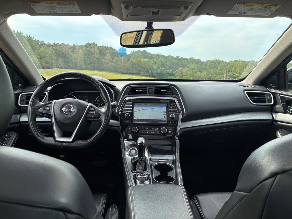2018 Nissan Maxima Image 9