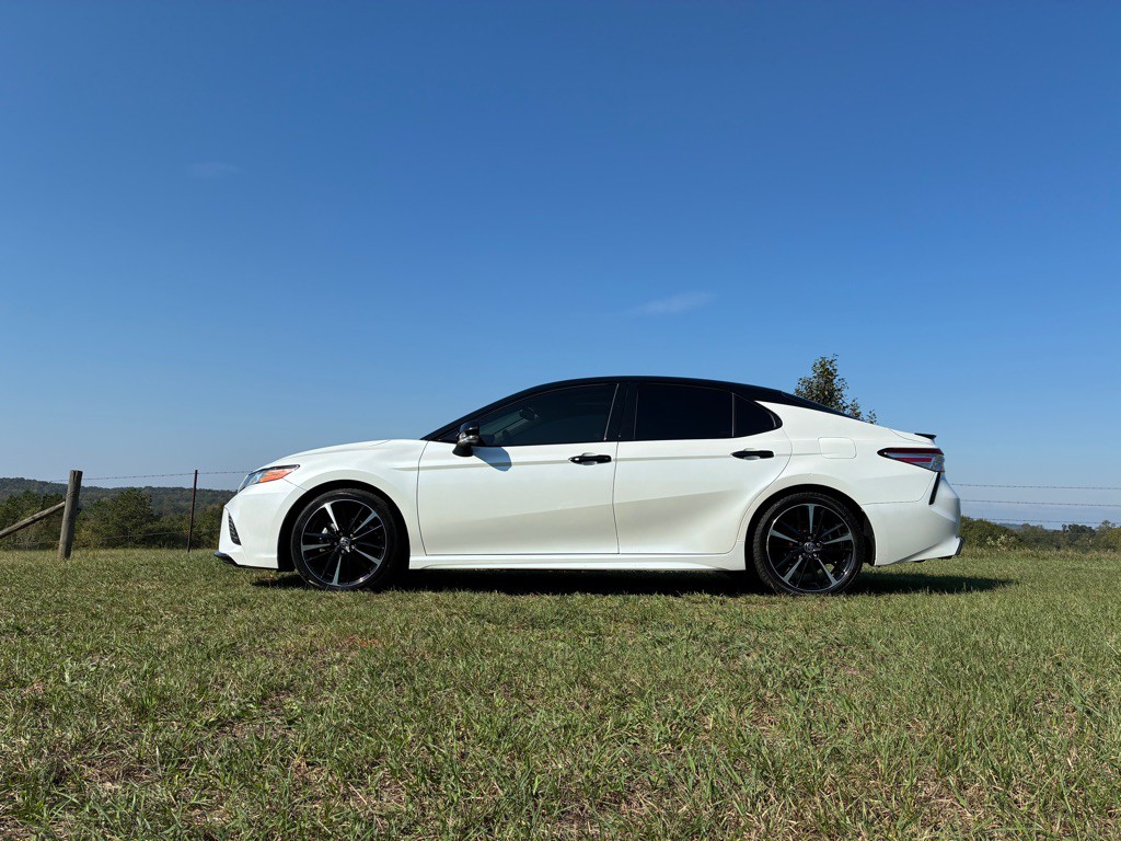 2020 Toyota Camry Image 2