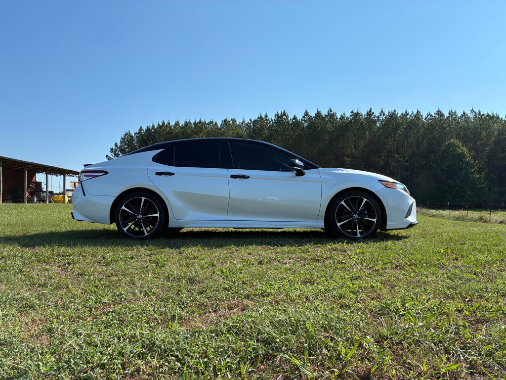 2020 Toyota Camry Image 6