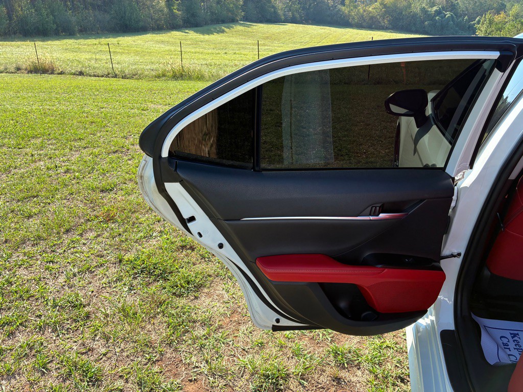 2020 Toyota Camry Image 10