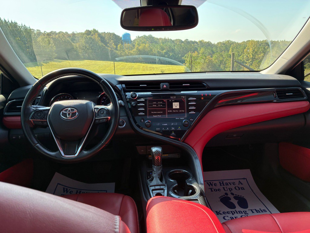 2020 Toyota Camry Image 15