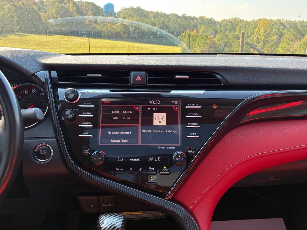 2020 Toyota Camry Image 19