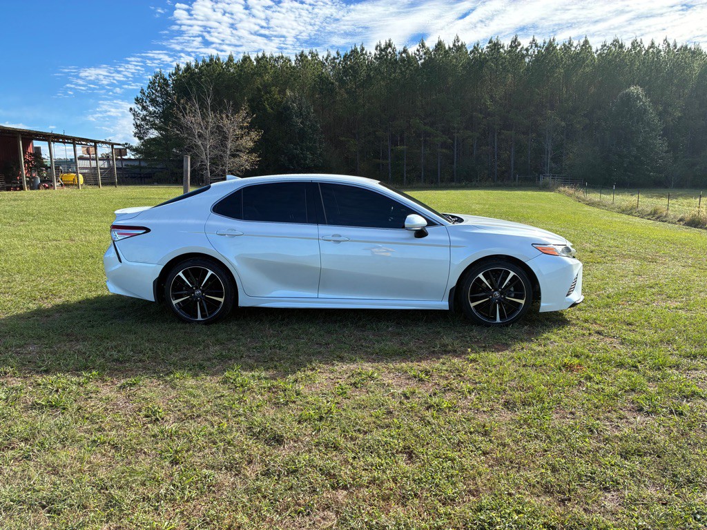 2020 Toyota Camry Image 6