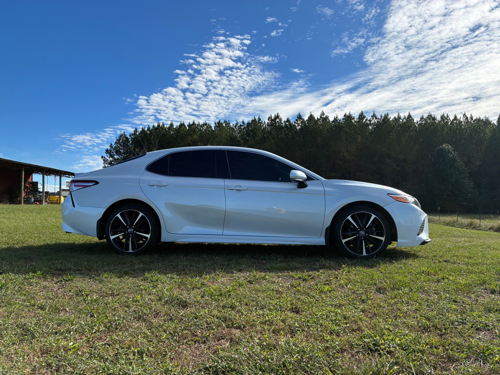 2020 Toyota Camry Image 7