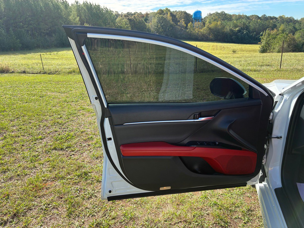 2020 Toyota Camry Image 10