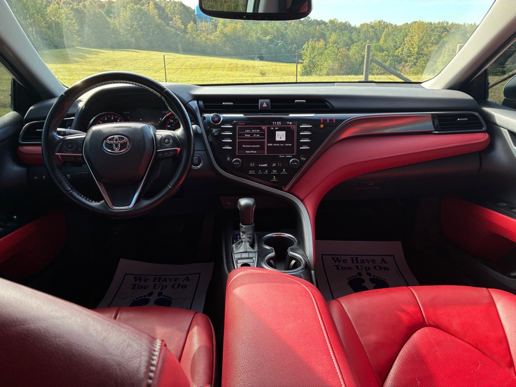 2020 Toyota Camry Image 16