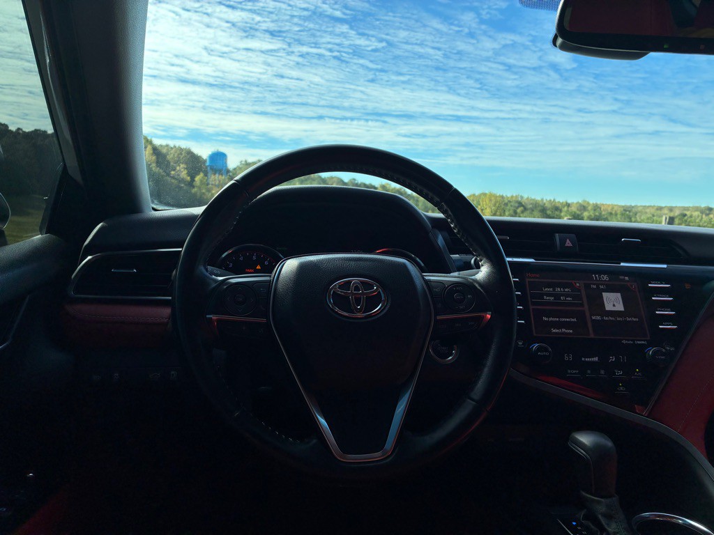 2020 Toyota Camry Image 21