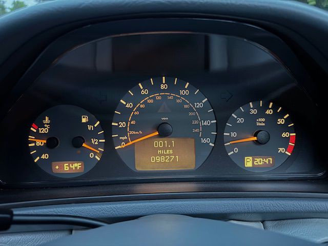 2000 Mercedes-Benz CLK-Class Image 16