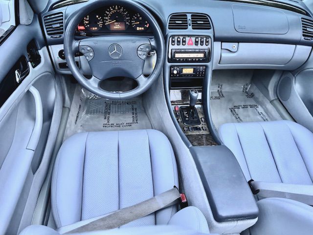 2000 Mercedes-Benz CLK-Class Image 18