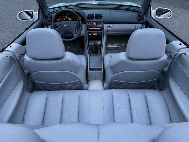 2000 Mercedes-Benz CLK-Class Image 19