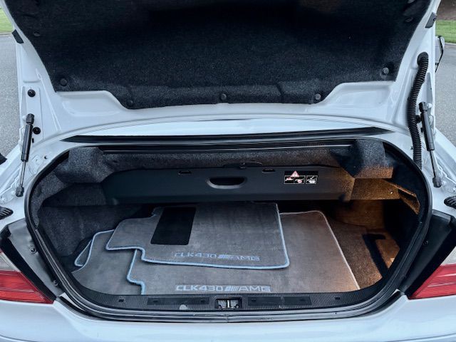 2000 Mercedes-Benz CLK-Class Image 25