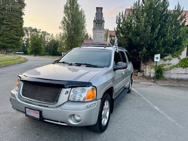 2004 GMC Envoy Image 2