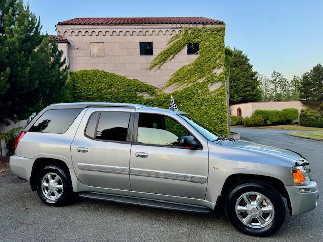 2004 GMC Envoy Image 5