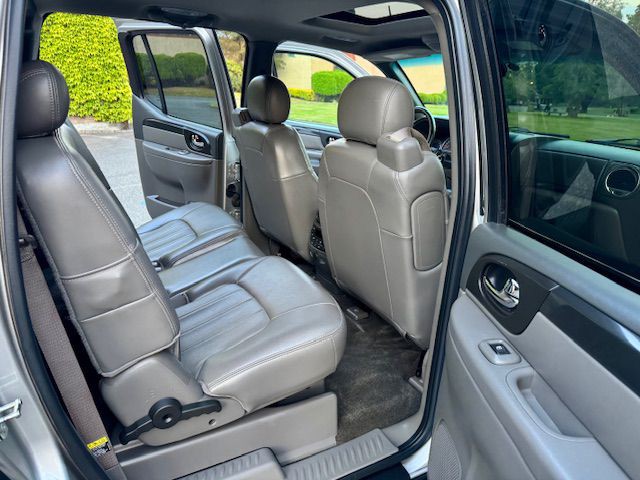 2004 GMC Envoy Image 26