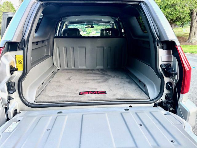 2004 GMC Envoy Image 28