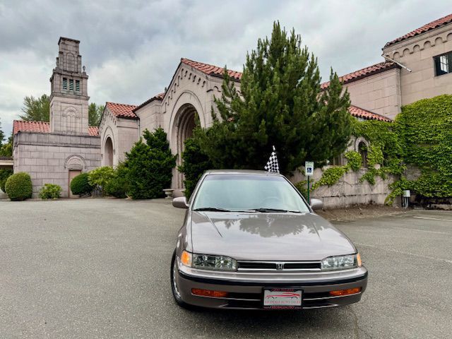 1993 Honda Accord Image 21