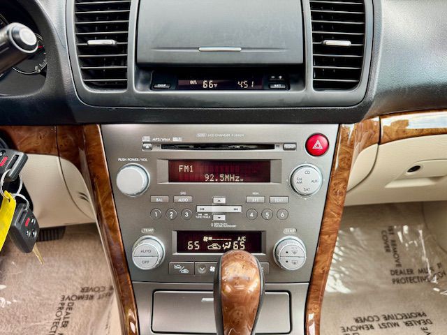 2008 Subaru Outback Image 14