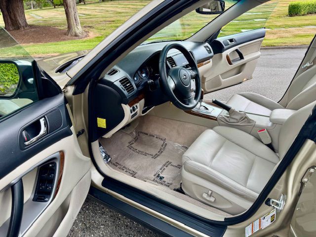 2008 Subaru Outback Image 24