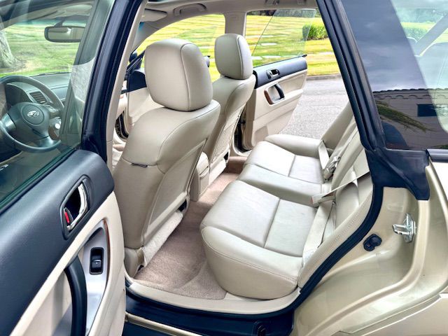 2008 Subaru Outback Image 25