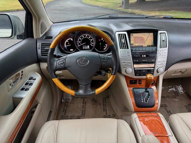 2007 Lexus RX Image 24