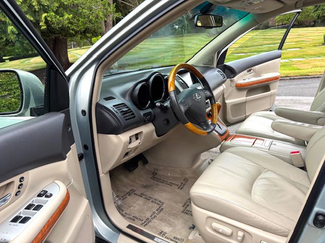 2007 Lexus RX Image 26