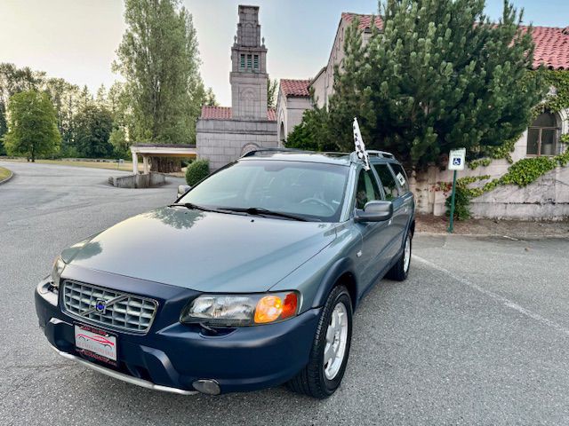 2003 Volvo XC70 Image 2