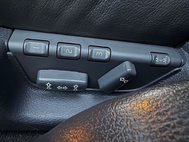 2003 Volvo XC70 Image 18