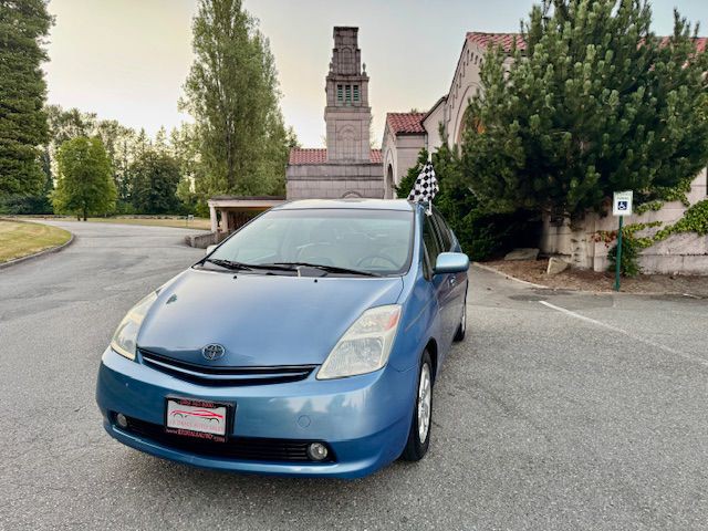 2005 Toyota Prius Image 2