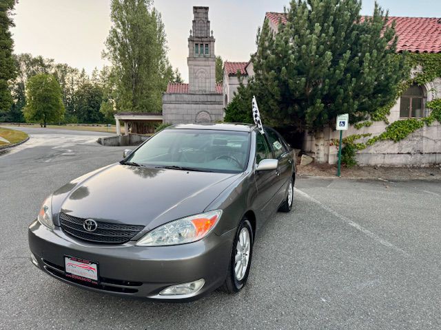 2003 Toyota Camry Image 2