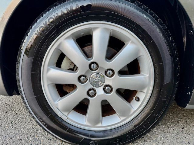 2003 Toyota Camry Image 13
