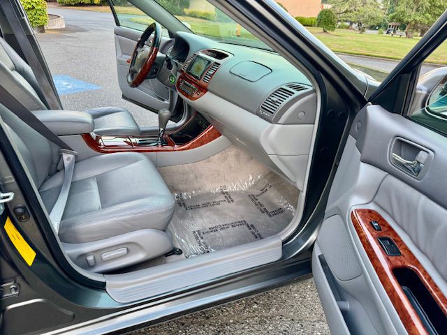 2003 Toyota Camry Image 25