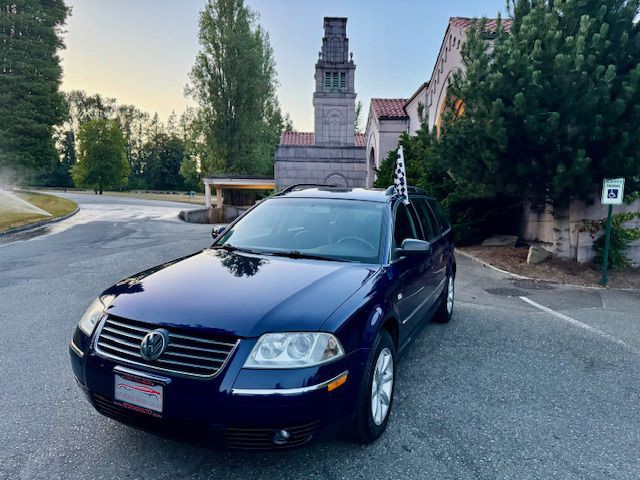 2004 Volkswagen Passat Image 2