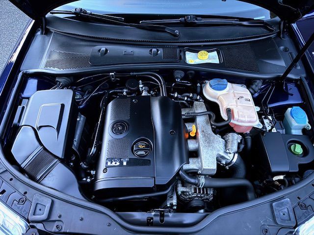 2004 Volkswagen Passat Image 12