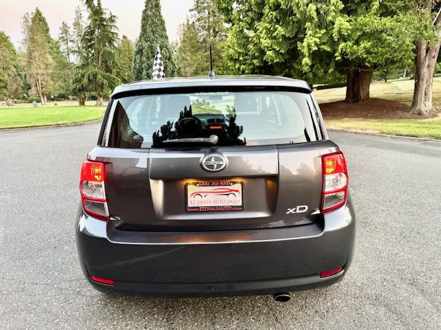 2009 Scion xD Image 7