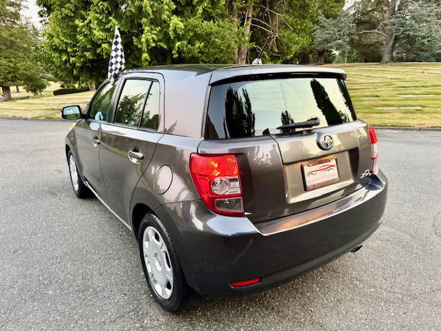2009 Scion xD Image 8