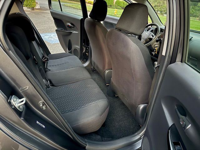2009 Scion xD Image 27