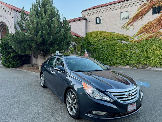 2014 Hyundai Sonata Image 4